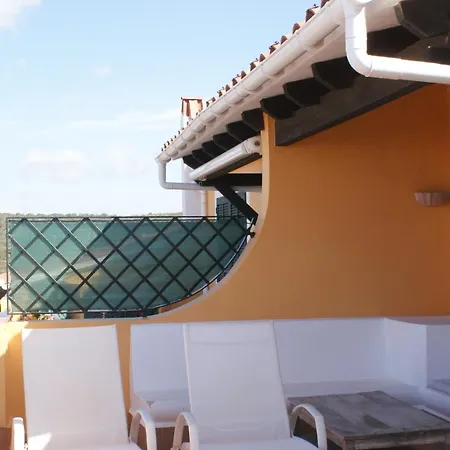 Petit Paradis Apartment *